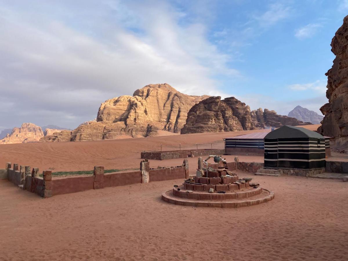 Bedouin Family Camp Hotel Wadi Rum Exterior foto