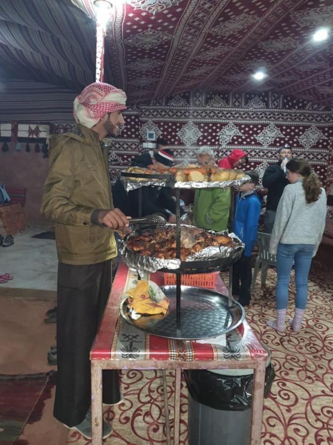 Bedouin Family Camp Hotel Wadi Rum Exterior foto