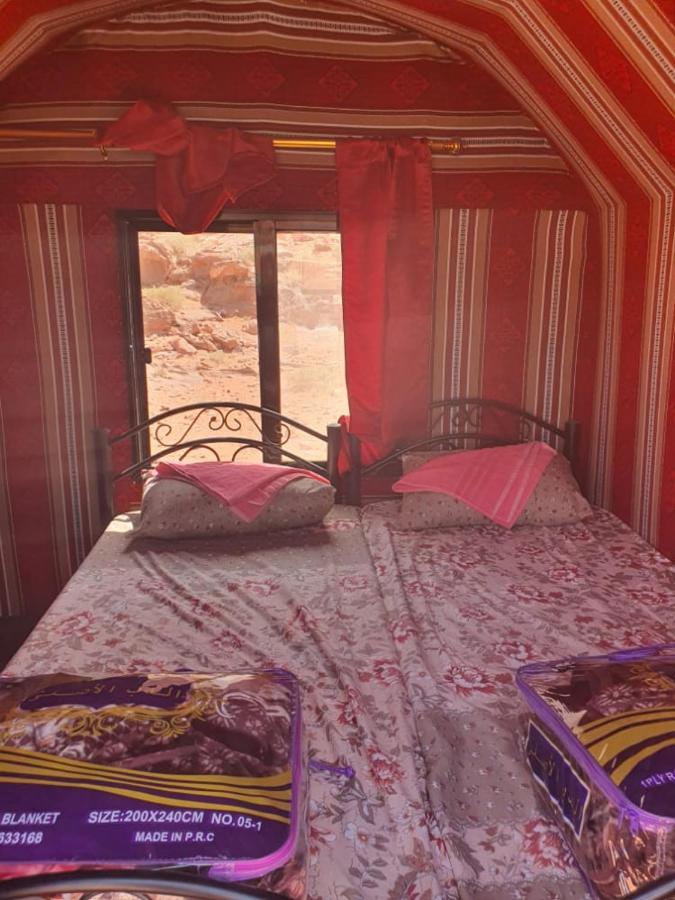 Bedouin Family Camp Hotel Wadi Rum Exterior foto