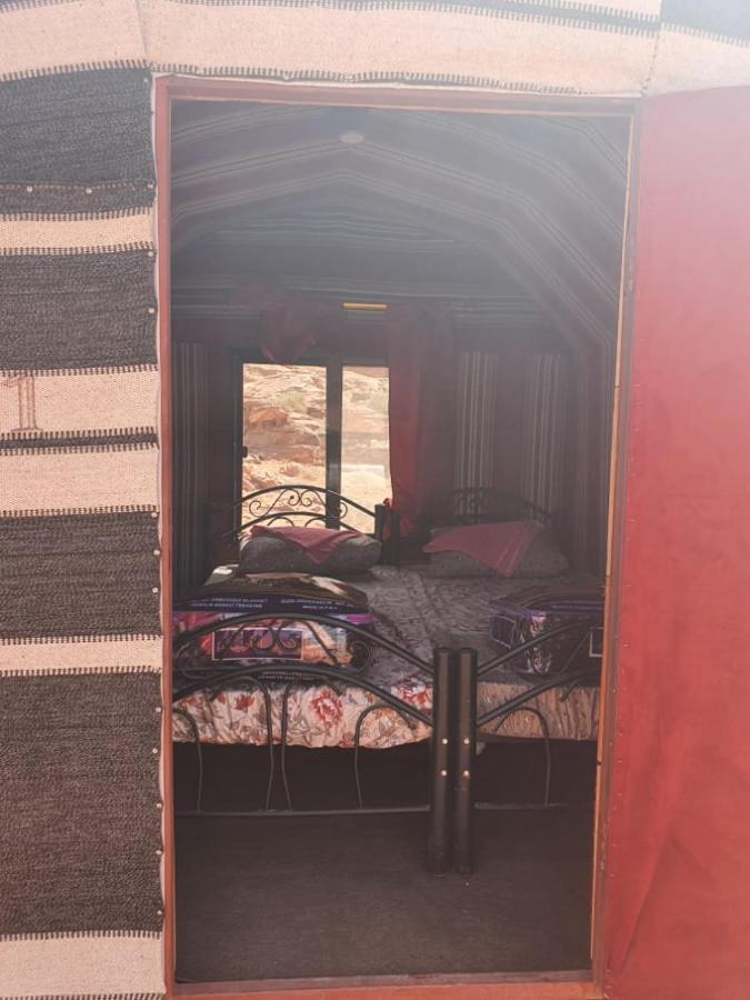 Bedouin Family Camp Hotel Wadi Rum Exterior foto