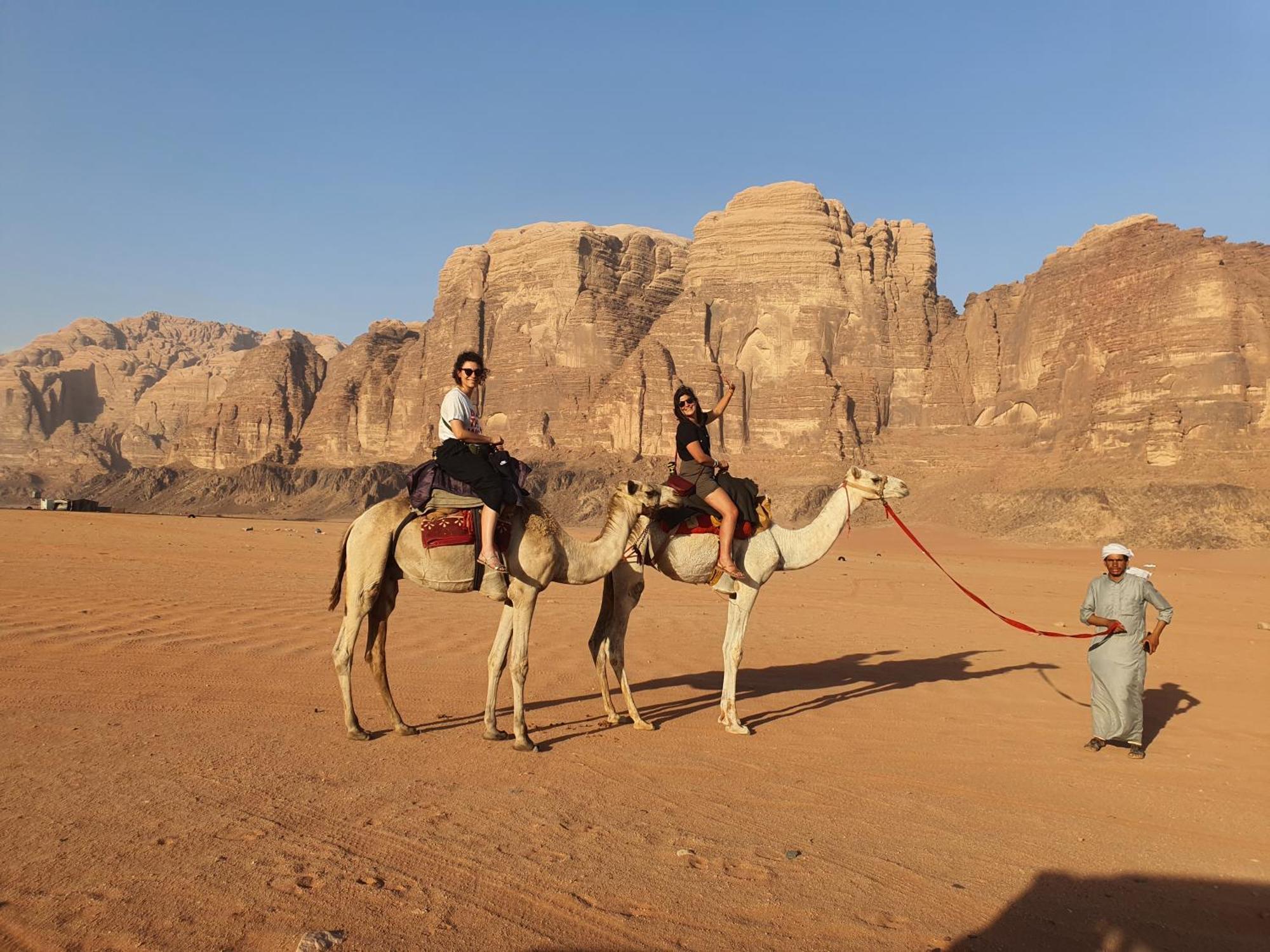 Bedouin Family Camp Hotel Wadi Rum Exterior foto